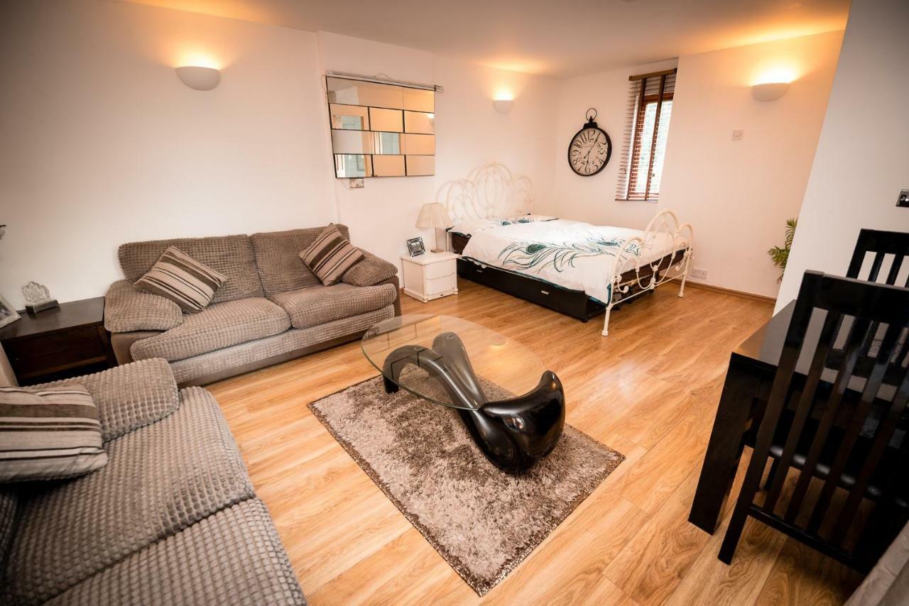 Spring Meadow Apartment Worcester Bagian luar foto